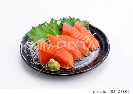 サーモンの刺身　sashimi 88428300