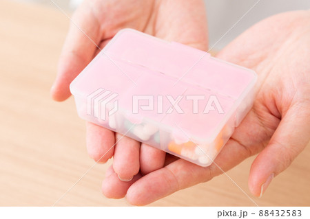 薬ケース 薬ケース 88432583