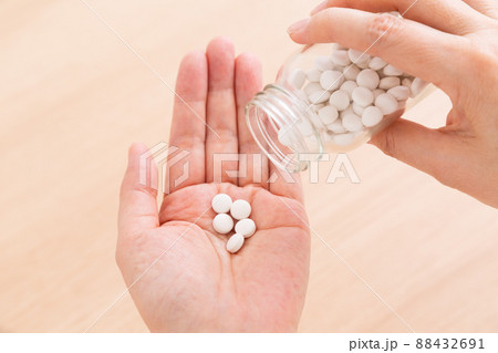 薬　錠剤 88432691