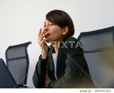 会議室　ビジネスシーン 88440161