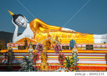 Wat Phrathat Doi Kham, Buddha pagoda and golden chedi in Chiang Mai, Thailand 88442135
