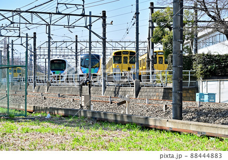 鉄道　私鉄：西武鉄道　拝島線　玉川上水車両基地 88444883