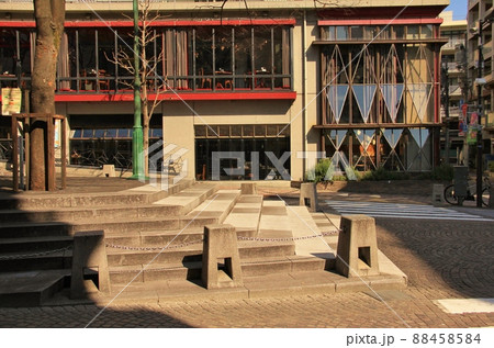 麻布十番 88458584