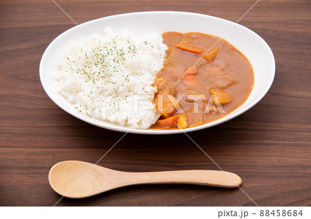 日本の定番料理カレーライス 日本の定番料理カレーライス 88458684