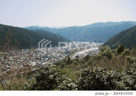 郡上八幡城から見る城下の風景/岐阜県郡上市 郡上八幡城から見る城下の風景/岐阜県郡上市 88465409