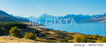 ニュージーランド　カンタベリー地方にあるプカキ湖のビューポイントから望むマウント・クック 88467996