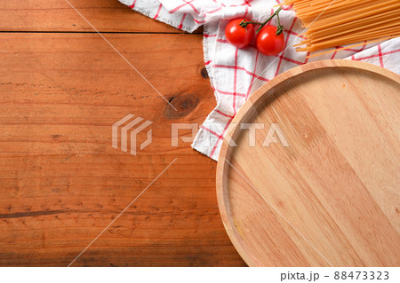 Top view, Wood dining table with copy space, empty space on wood plate Top view, Wood dining table with copy space, empty space on wood plate 88473323