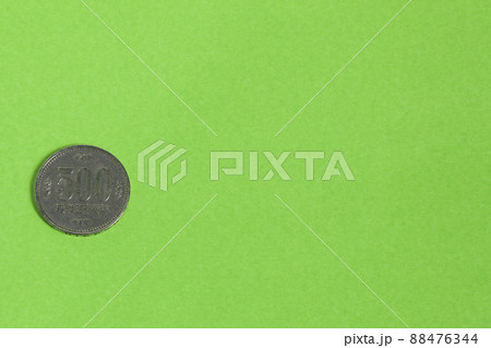 初代500円硬貨(白銅貨) 初代500円硬貨(白銅貨) 88476344