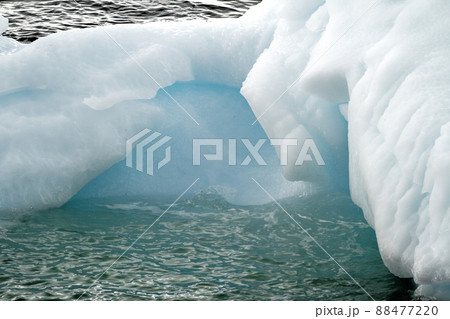 Antarctica - Non Tabular Iceberg - Global warming 88477220