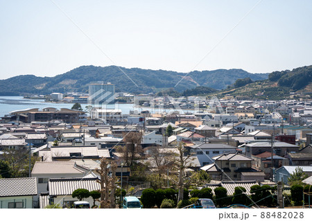 【静岡県】　奥浜名湖　三ケ日の街並み 88482028