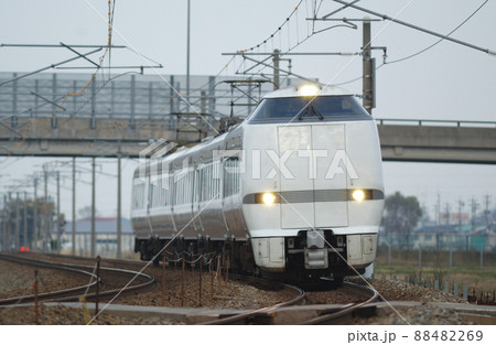 北陸本線　加賀笠間－美川　JR西日本　683系　S12編成（金沢）　しらさぎ 88482269