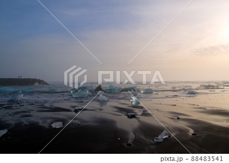 ヴァトナヨークトル 88483541