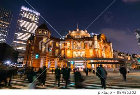 日本の東京都市景観 東京駅の赤レンガ駅舎などを望む=4月7日 日本の東京都市景観 東京駅の赤レンガ駅舎などを望む=4月7日 88485202