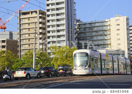 広島市内を走る路面電車/広島県広島市南区 広島市内を走る路面電車/広島県広島市南区 88485998
