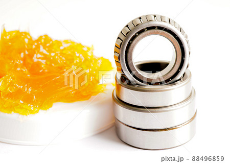 Grease and ball bearing, lithium machinery lubrication for automotive and industrial. Grease and ball bearing, lithium machinery lubrication for automotive and industrial. 88496859