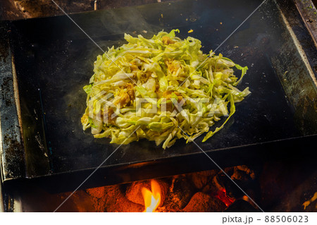 お好み焼き Japanese Traditional Pizza Okonomiyaki 88506023
