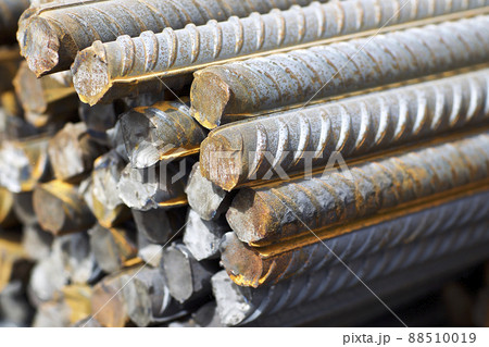 Reinforcing bars with a periodic profile in the packs are stored in the metal products warehouse Reinforcing bars with a periodic profile in the packs are stored in the metal products warehouse 88510019