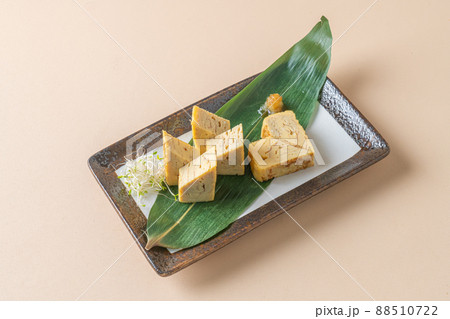 Tamagoyaki, Japanese rolled omelet 88510722