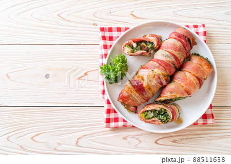 baked bacon stuffed spinach and cheese baked bacon stuffed spinach and cheese 88511638