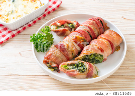 baked bacon stuffed spinach and cheese baked bacon stuffed spinach and cheese 88511639