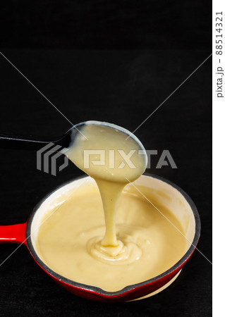 チーズソース アリゴ France-style cheese sauce Aligot チーズソース アリゴ France-style cheese sauce Aligot 88514321