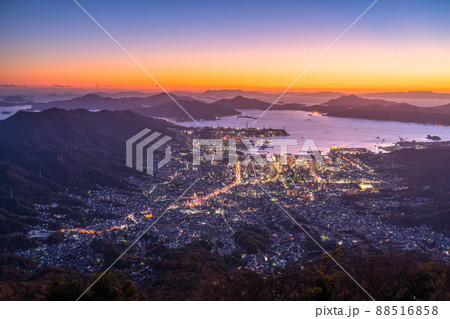 《広島県》灰ヶ峰の夜景・呉市の絶景 88516858
