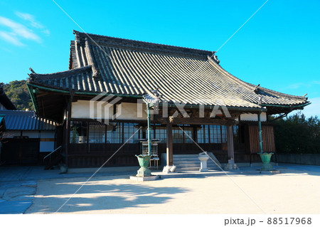 【瀬戸内三十三観音霊場】第四番 丘の上の寺・観音院の本堂2 岡山県玉野市 【瀬戸内三十三観音霊場】第四番 丘の上の寺・観音院の本堂2 岡山県玉野市 88517968