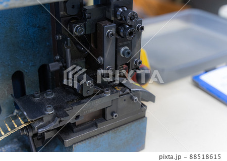 電動端子圧着機・プレス機 電動端子圧着機・プレス機 88518615