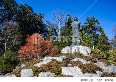 埼玉県秩父市 三峯神社 日本武尊銅像 88518928