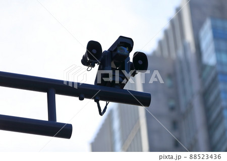 道路上に設置されたカメラ イメージ 道路上に設置されたカメラ イメージ 88523436