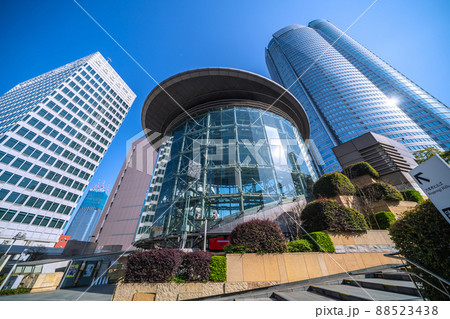 日本の東京都市景観　六本木ヒルズなどを望む(左奥に虎ノ門・麻布台地区再開発が見えるようになった） 88523438