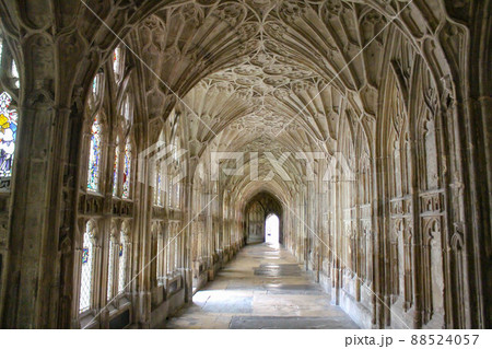 【グロスター】グロスター大聖堂 廊下 【グロスター】グロスター大聖堂 廊下 88524057