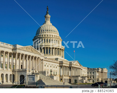 Sunny view of the United States Capitol 88524365