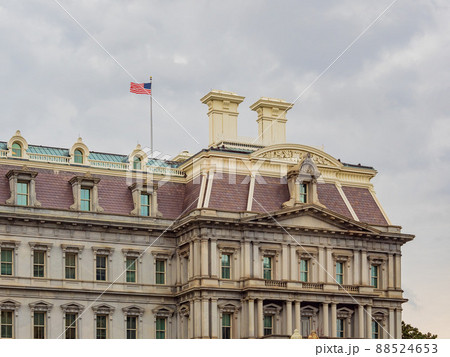 Overcast view of Eisenhower Executive Office Building 88524653