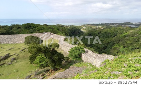日本100名城　今帰仁城　御内原の大隅 88527544