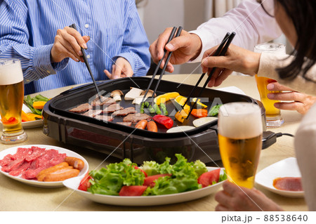 家族で焼肉 88538640