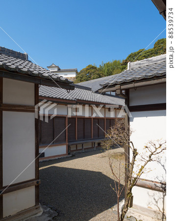 彦根城表御殿奥向からの天秤櫓 88539734