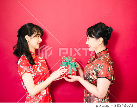 女性 女の人 女 88543072