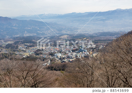 榛名山 高根展望台から見る伊香保温泉 榛名山 高根展望台から見る伊香保温泉 88543699