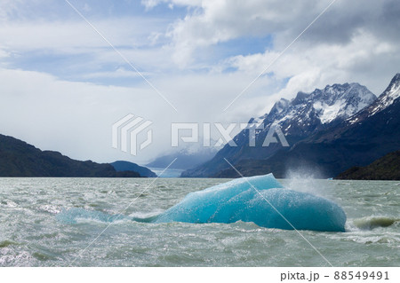 Grey Lake view, Torres del Paine, Chile 88549491