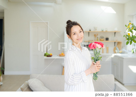 母の日　リビング　キッチン 88551366