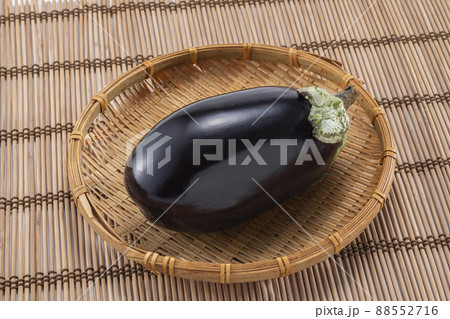 新鮮で美味しい米茄子 88552716