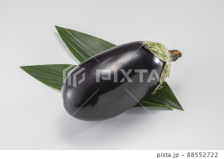 新鮮で美味しい米茄子 88552722