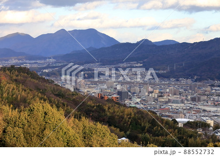 広島市内の風景(春日野団地より望む) 広島市内の風景(春日野団地より望む) 88552732