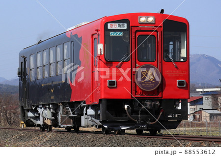 秋田内陸線 新観光車両「秋田マタギ号」 88553612