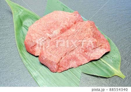 牛タンのタン元 88554340