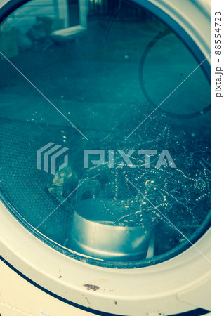 円形の蓋	 円形の蓋	 88554723