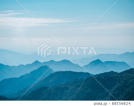景色 風景 山盛り 88556624