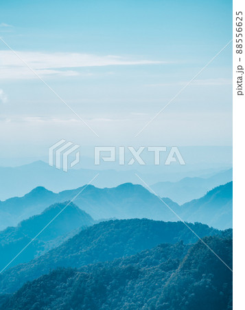 景色 風景 山盛り 88556625