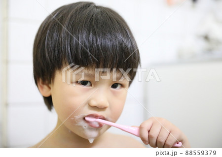 幼児 乳幼児 乳児 88559379